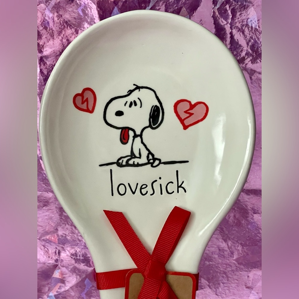 Rae Dunn Peanuts Snoopy Lovesick   Spoon Rest with Red Hearts 💔 - Picture 9 of 10